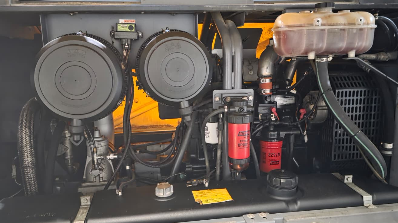 2018 ATLAS COPCO XATS 400 CFM MOBILE DIESEL AIR COMPRESSOR